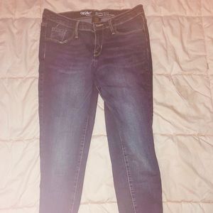 Dark blue stretch denim skinny jeans